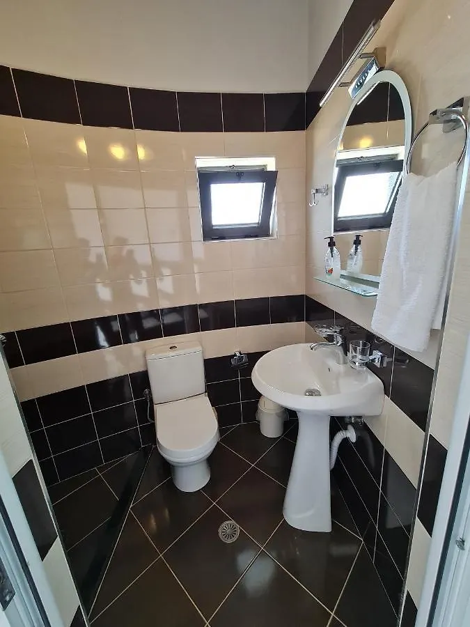 Hotel Ardiani كساميل